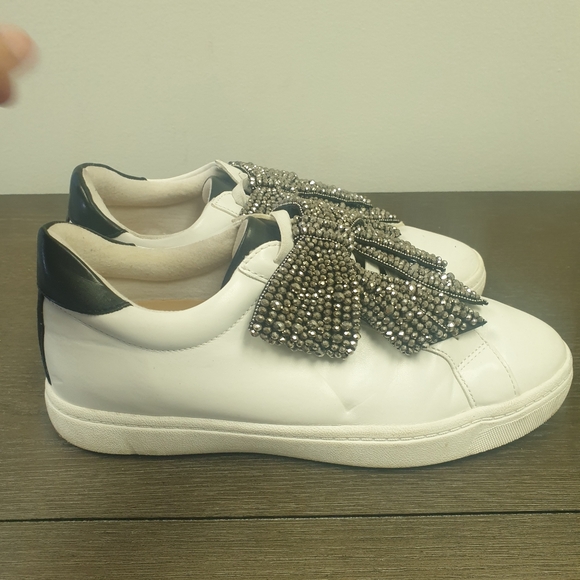 INC Rhinestone Bow sneakers sz 9.5 - Picture 3 of 5